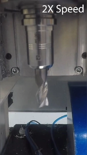 DV1166 3 eixos no tipo braço Centro de usinagem CNC Centro de usinagem vertical Peças de máquinas para processamento de metal